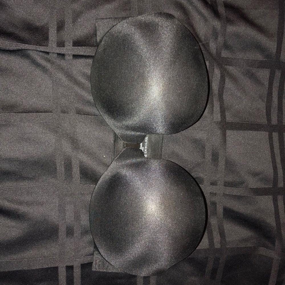 Strapless Victoria’s Secret Bra 36D